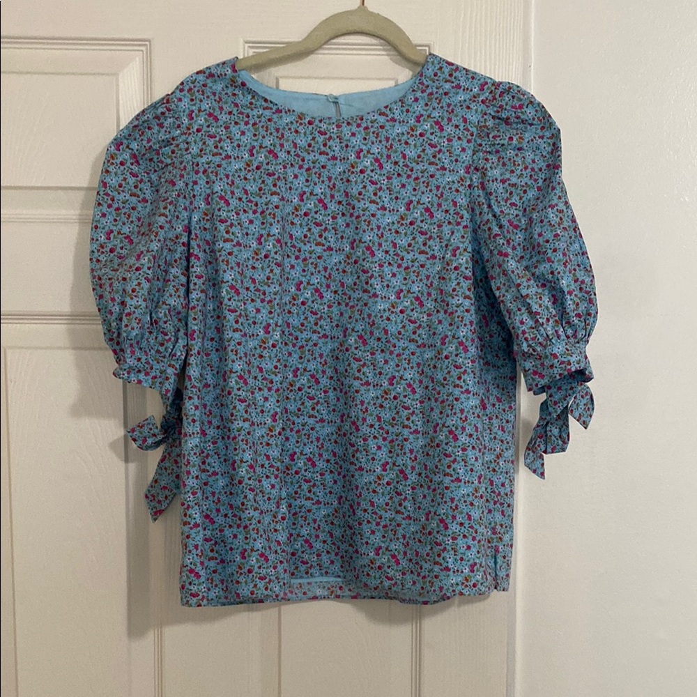 Hyacinth House women’s blouse - Size M